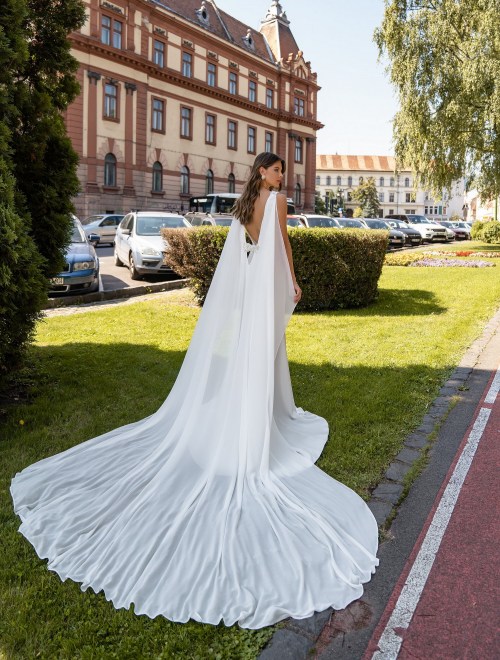 https://elisebride.ro/images/stories/virtuemart/product/13 Ricca       (3).jpg